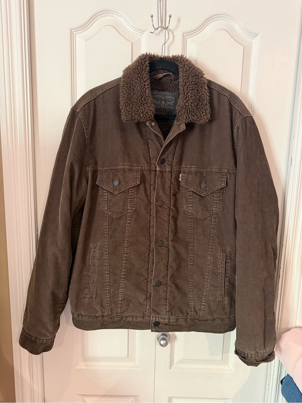 EUC Levi’s Sherpa jacket
